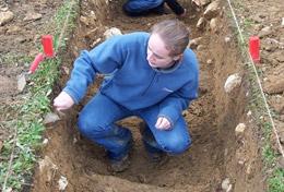 Archeologie Jongerenreizen:Help bij opgravingen tijdens de archeologie groepsreis voor jongeren naar Roemenië. Help bij opgravingen tijdens de archeologie groepsreis voor jongeren naar Roemenië.