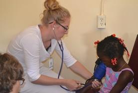 Vrijwilligerswerk in Jamaica:Maak kennis met de gezondheidszorg in Jamaica tijdens de medische outreaches op het Public Health project. Maak kennis met de gezondheidszorg in Jamaica tijdens de medische outreaches op het Public Health project.