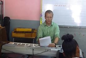 Vrijwilligerswerk in Jamaica:Leer kinderen instrumenten bespelen tijdens het muziek project in Jamaica. Leer kinderen instrumenten bespelen tijdens het muziek project in Jamaica.