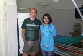 Vrijwilligerswerk in Roemenië:Werk samen met lokale artsen op het geneeskunde project in Roemenië. Werk samen met lokale artsen op het geneeskunde project in Roemenië.