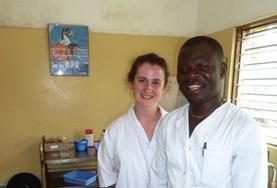 Vrijwilligerswerk in Togo:Loop mee met lokale tandartsen tijdens vrijwilligerswerk op het tandheelkunde project in Togo. Loop mee met lokale tandartsen tijdens vrijwilligerswerk op het tandheelkunde project in Togo.