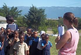 Vrijwilligerswerk in Jamaica:Als vrijwilliger geef je les aan kinderen op basisscholen in Jamaica over rampen en veiligheid. Als vrijwilliger geef je les aan kinderen op basisscholen in Jamaica over rampen en veiligheid.