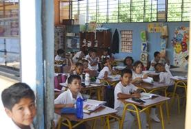 Vrijwilligerswerk lesgeven in het buitenland:In Ecuador kun je lesgeven als vrijwilliger in een school op de Galapagos eilanden. In Ecuador kun je lesgeven als vrijwilliger in een school op de Galapagos eilanden.