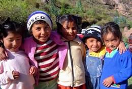 Vrijwilligerswerk in Peru:Ervaren diëtisten en voedingsdeskundigen helpen lokale kinderen in Peru bij problemen met ondervoeding. Ervaren diëtisten en voedingsdeskundigen helpen lokale kinderen in Peru bij problemen met ondervoeding.