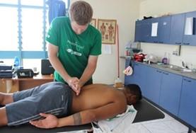 Vrijwilligerswerk in Samoa:Jouw ervaring als fysiotherapeut is welkom in Samoa, waar je als vrijwilliger kinderen en volwassenen kunt behandelen. Jouw ervaring als fysiotherapeut is welkom in Samoa, waar je als vrijwilliger kinderen en volwassenen kunt behandelen.