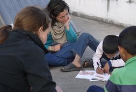Sociaal vrijwilligerswerk met kinderen in het buitenland:Ondersteun kinderen op het HIV/Aids project in Nepal door als vrijwilliger educatieve activiteiten met hen te ondernemen. Ondersteun kinderen op het HIV/Aids project in Nepal door als vrijwilliger educatieve activiteiten met hen te ondernemen.