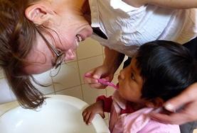 Vrijwilligerswerk in Bolivia:Ondersteun als vrijwilliger het lokale personeel bij de dagelijkse zorgtaken voor kinderen in dagopvangcentra in Bolivia. Ondersteun als vrijwilliger het lokale personeel bij de dagelijkse zorgtaken voor kinderen in dagopvangcentra in Bolivia.