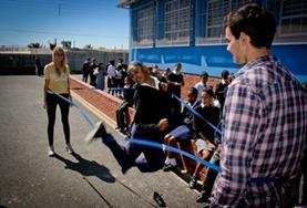 Vrijwilligerswerk in Zuid-Afrika:Door gymles te geven op scholen in Kaapstad kun je ervaring op doen als sport leraar. Door gymles te geven op scholen in Kaapstad kun je ervaring op doen als sport leraar.