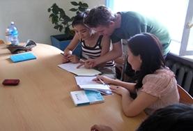 Vrijwilligerswerk in Mongolië:Leer Mongools van de lokale bevolking tijdens een taalcursus in Ulaanbaatar. Leer Mongools van de lokale bevolking tijdens een taalcursus in Ulaanbaatar.