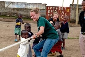 Twintigersreizen – groepsreizen met vrijwilligerswerk voor jongvolwassenen:Tijdens deze groepsreis voor twintigers doe je medische ervaring op in Ghana. Tijdens deze groepsreis voor twintigers doe je medische ervaring op in Ghana.