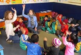Twintigersreizen – groepsreizen met vrijwilligerswerk voor jongvolwassenen:Assisteer als vrijwilliger in lokale zorgcentra tijdens de groepsreis voor twintigers naar Nepal. Assisteer als vrijwilliger in lokale zorgcentra tijdens de groepsreis voor twintigers naar Nepal.